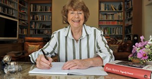 Pam Ayres - Doggedly Onward